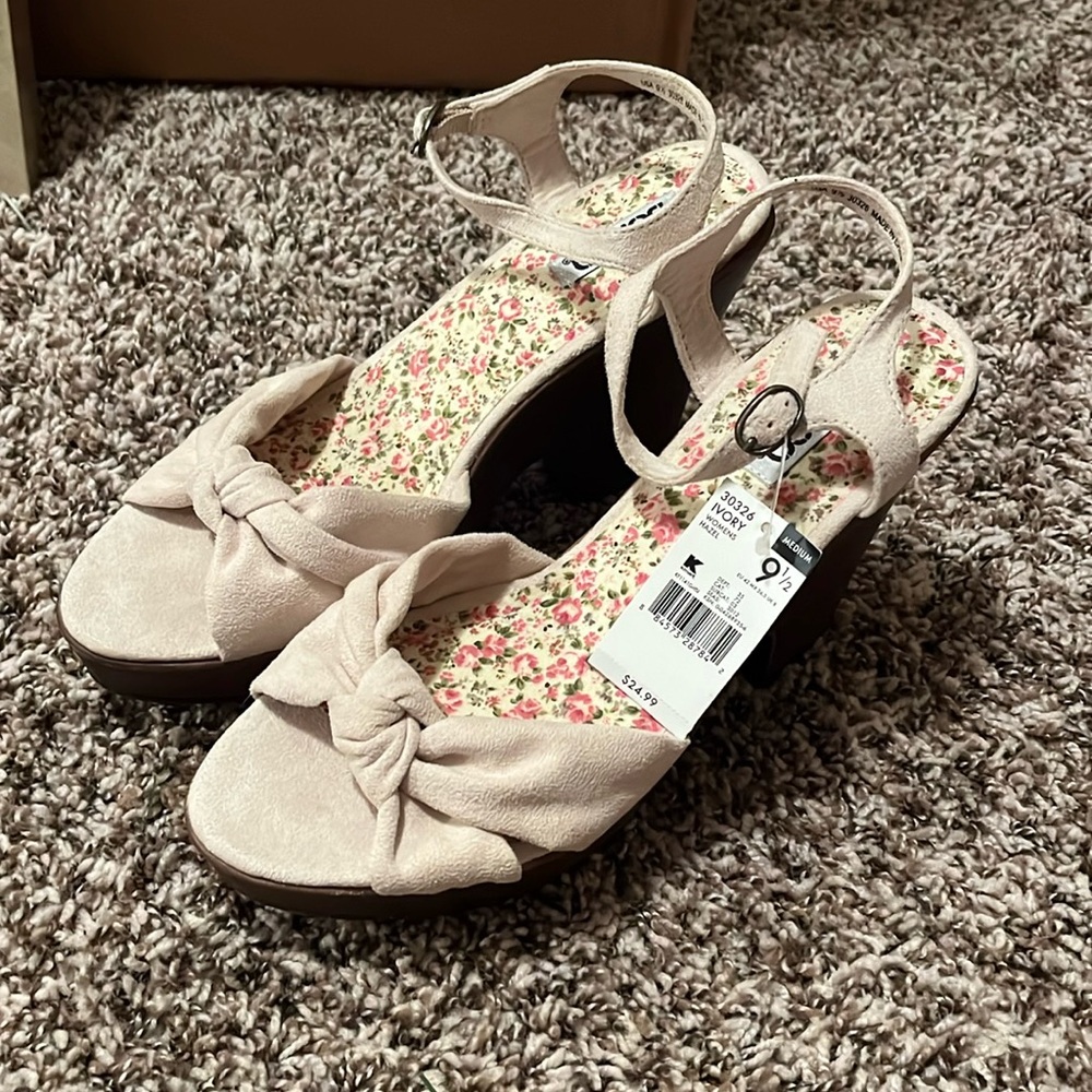 Ladies size 9 1/2 wedges